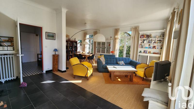 Maison - 200 m² - 7 pièces