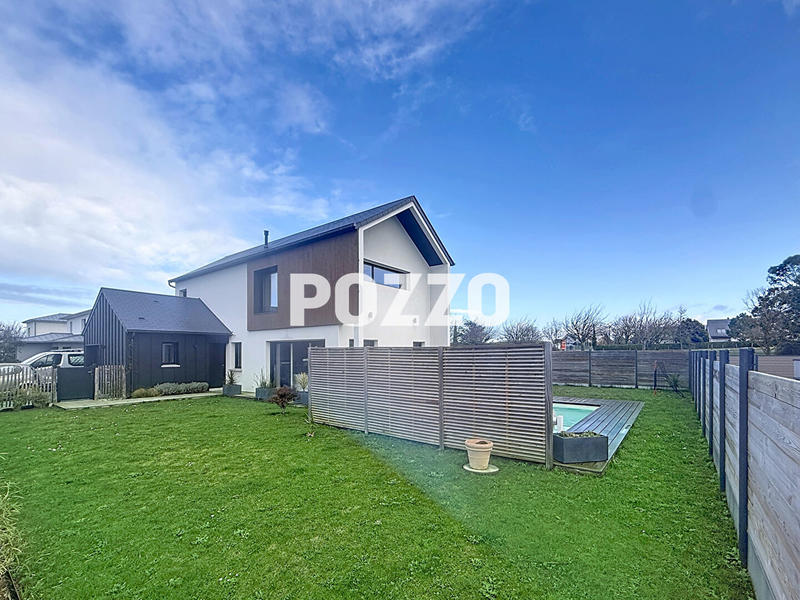 Maison - 140 m² - 6 pièces