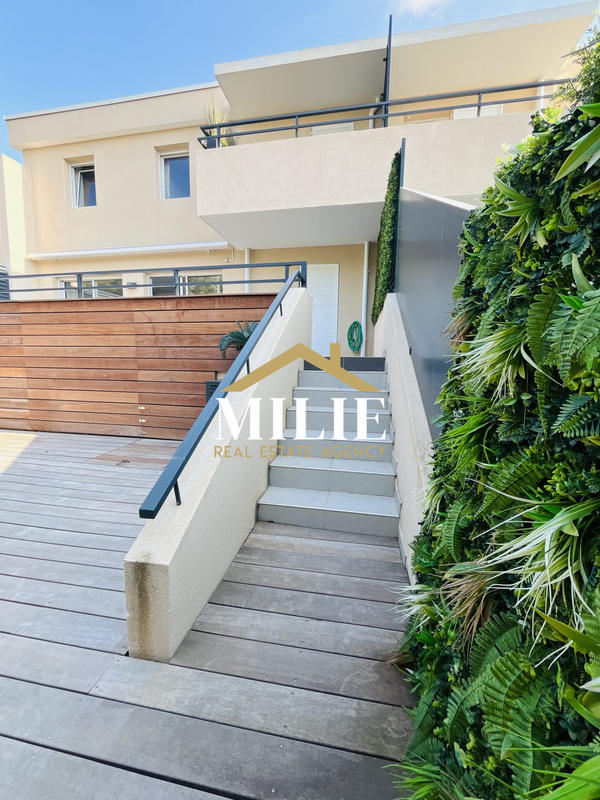 Appartement - 133 m² - 4 pièces