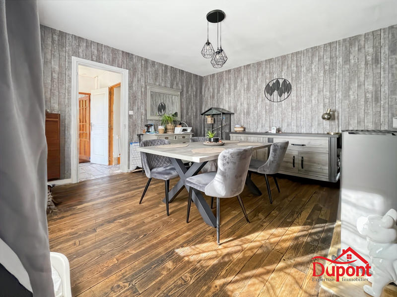 Maison - 95 m² - 5 pièces