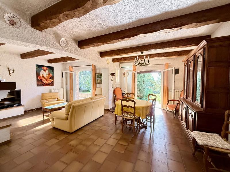 Maison - 169 m² - 6 pièces