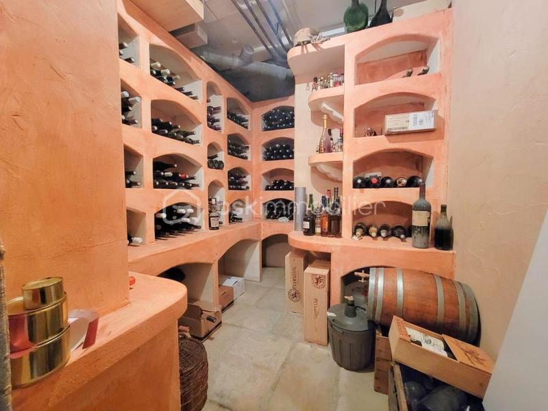 Villa - 240 m² - 8 pièces