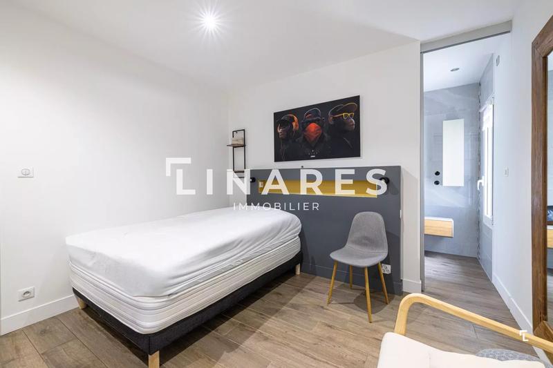 Villa - 180 m² - 7 pièces