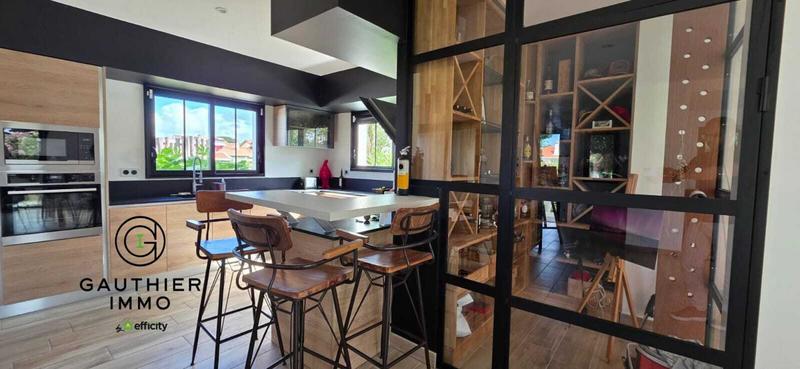 Maison - 124 m² - 4 pièces