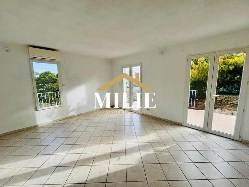 Maison - 82 m² - 3 pièces