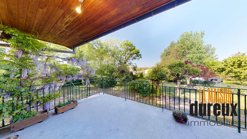 Maison ancienne - 196 m² - 7 pièces