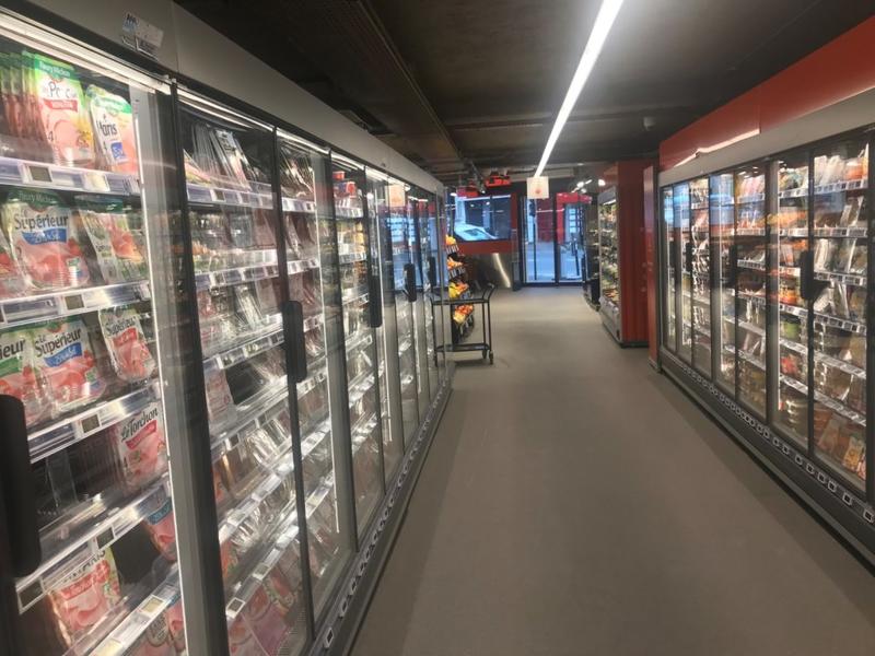 Local commercial - 740 m²