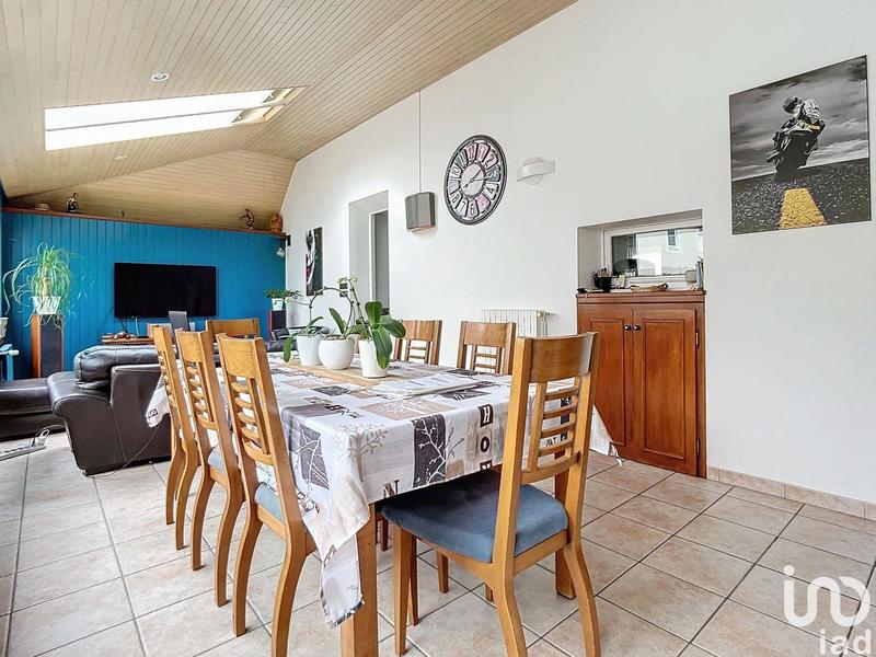 Local commercial - 147 m²