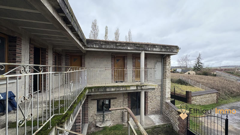 Maison ancienne - 558 m² - 12 pièces