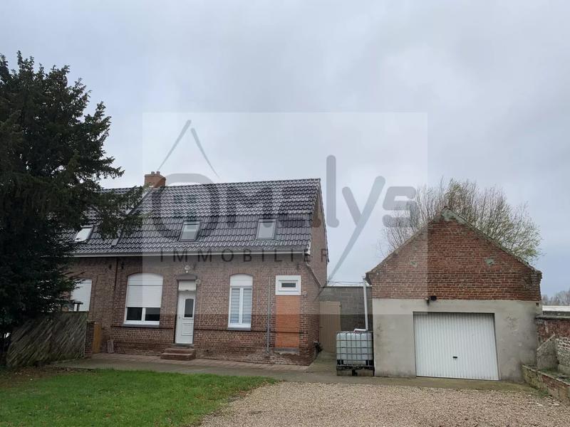 Maison - 84 m² - 4 pièces