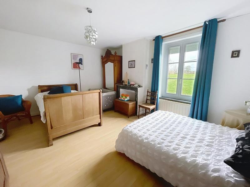 Maison - 164 m² - 8 pièces