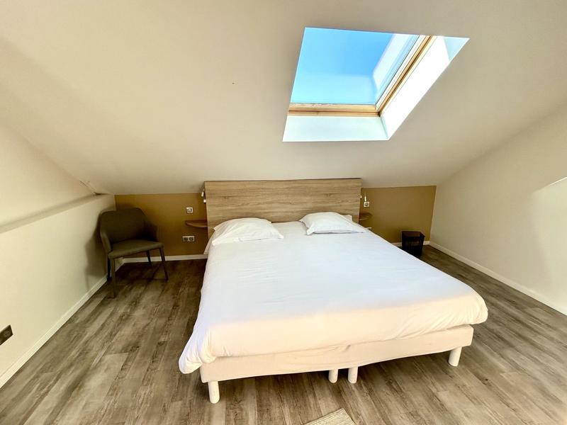 Maison - 296 m² - 6 pièces