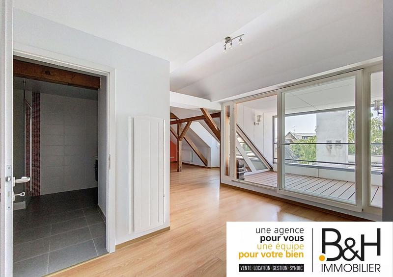 Appartement - 80 m² - 3 pièces