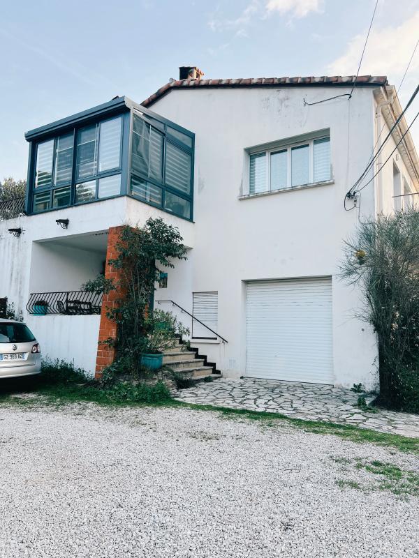 Appartement - 70 m² - 3 pièces