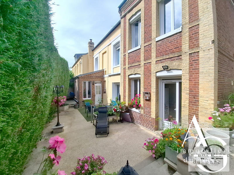 Maison - 133 m² - 5 pièces