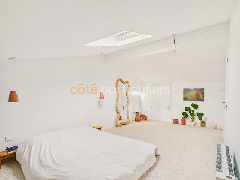 Maison - 180 m² - 5 pièces