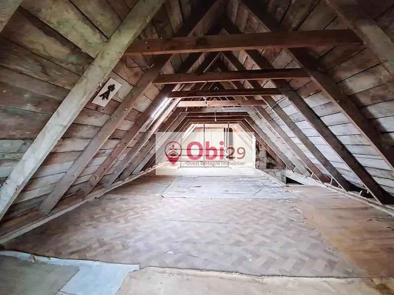 Maison - 139 m² - 11 pièces