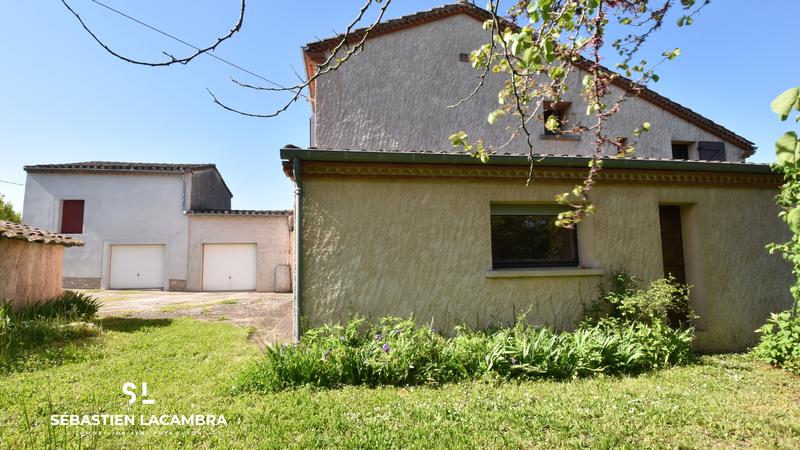 Maison - 186 m² - 8 pièces