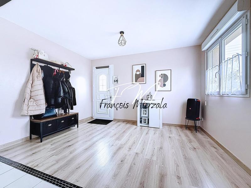 Maison - 87 m² - 5 pièces