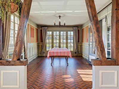 Maison - 94 m² - 5 pièces