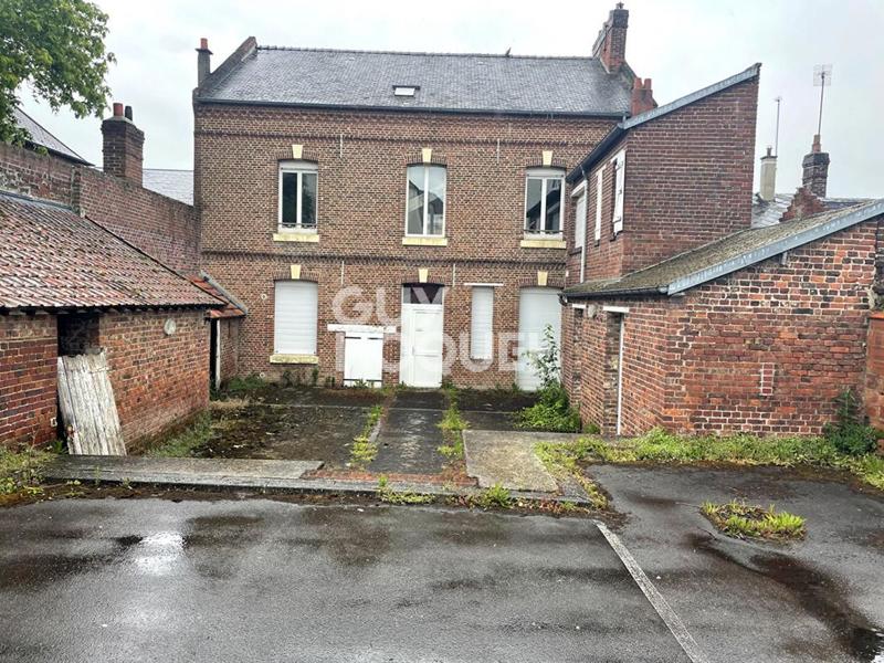 Immeuble - 169 m² - 11 pièces