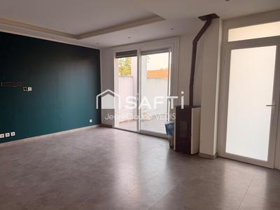 Maison - 90 m² - 4 pièces