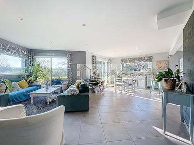 Maison - 115 m² - 6 pièces