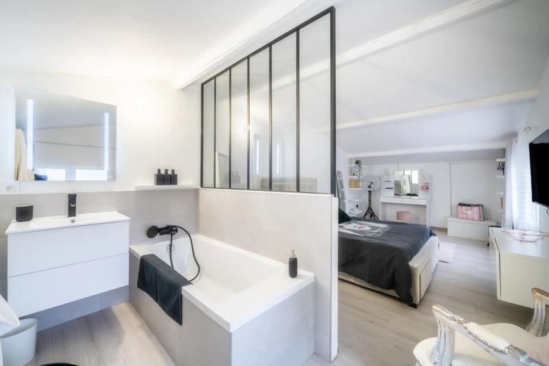 Villa - 140 m² - 7 pièces