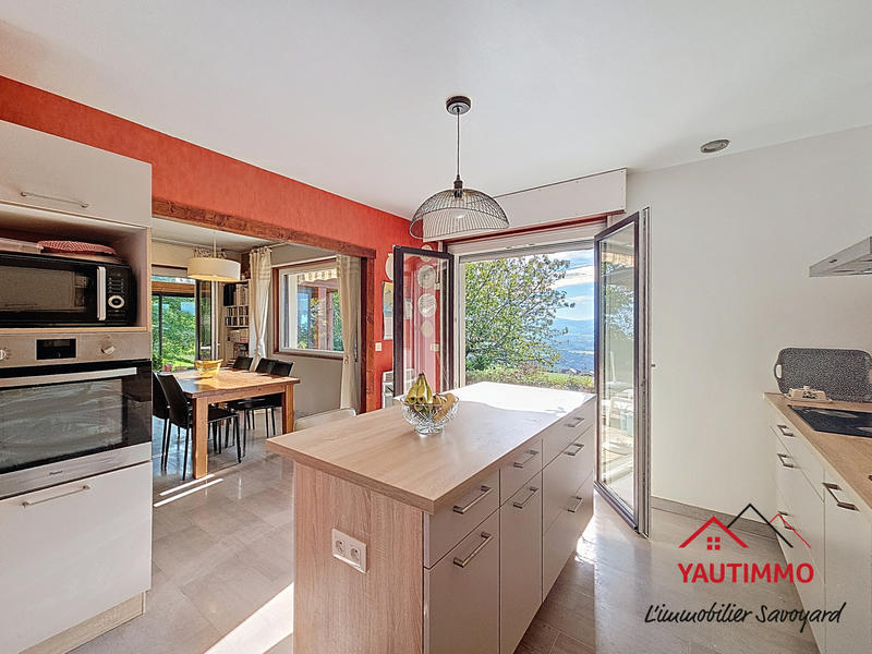 Maison - 150 m² - 5 pièces