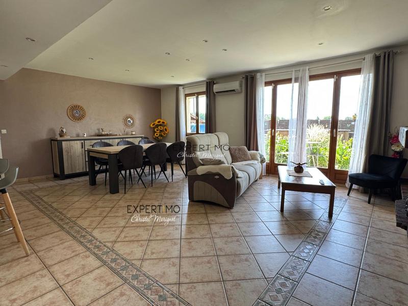 Maison - 137 m² - 6 pièces