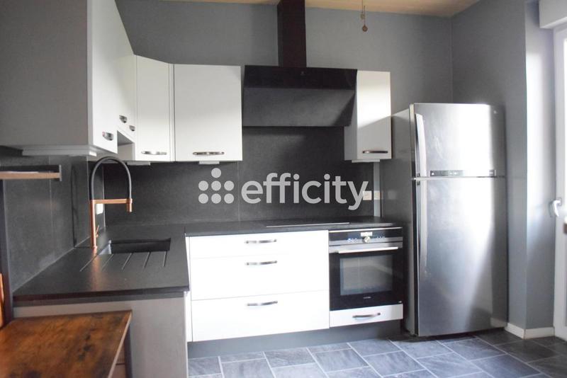 Appartement - 99 m² - 4 pièces