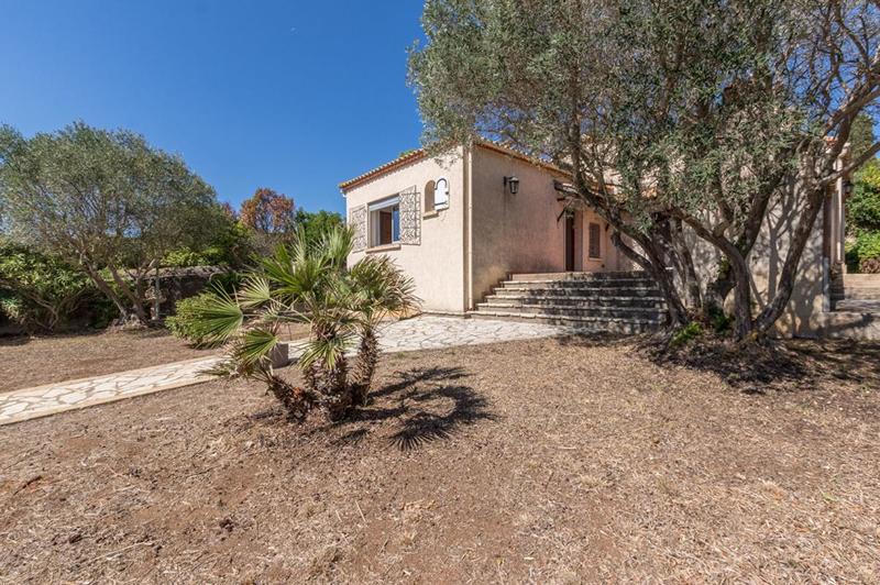 Maison - 94 m² - 3 pièces