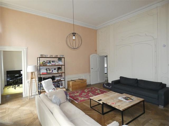 Appartement - 189 m² - 6 pièces