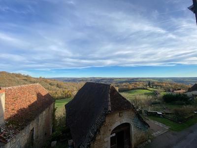 Maison - 224 m² - 6 pièces