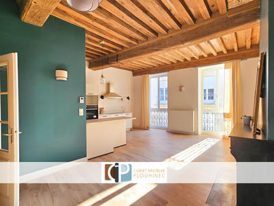 Appartement - 85 m² - 4 pièces