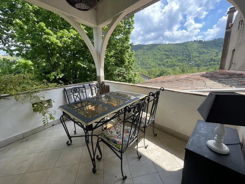 Maison ancienne - 108 m² - 4 pièces