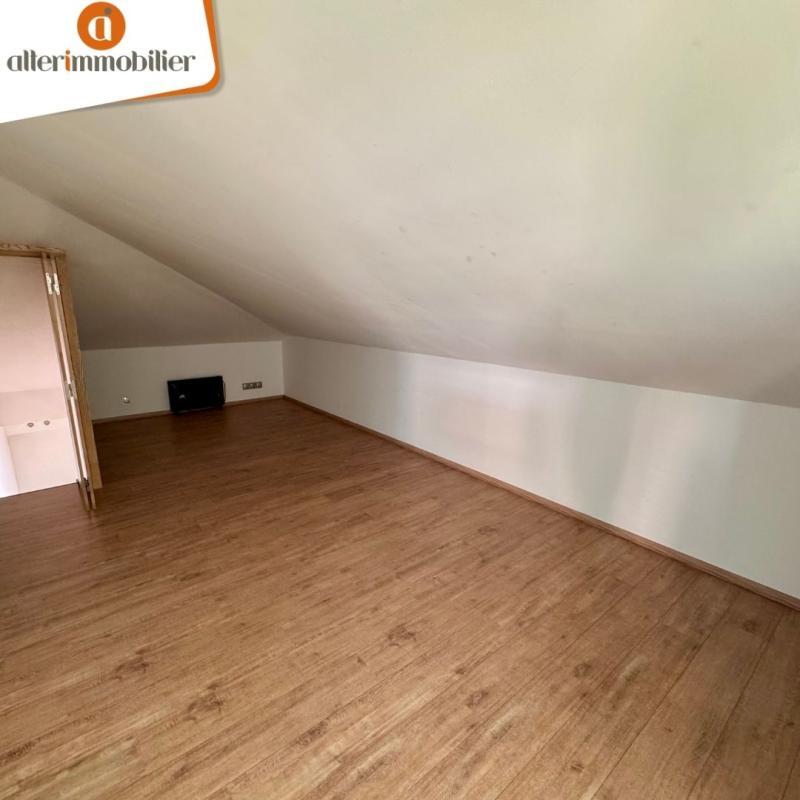 Appartement - 100 m² - 4 pièces
