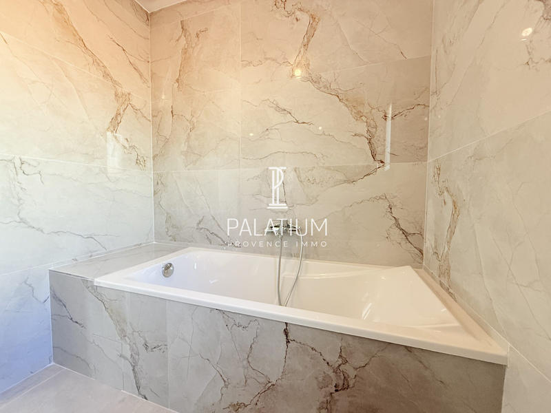 Villa - 140 m² - 6 pièces