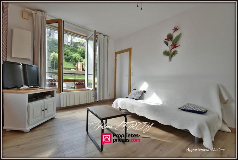 Maison - 260 m² - 12 pièces