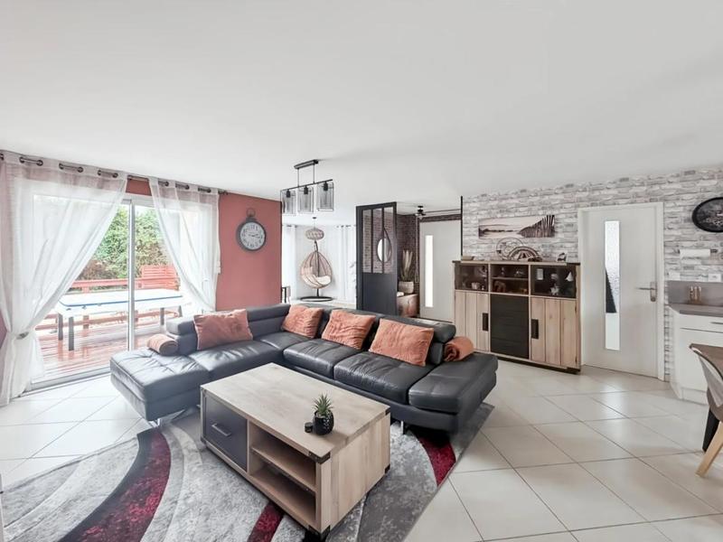 Maison - 123 m² - 6 pièces