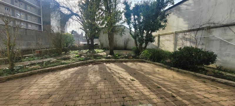 Immeuble - 180 m² - 7 pièces