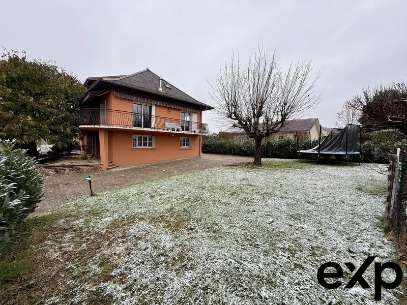 Maison - 265 m² - 12 pièces