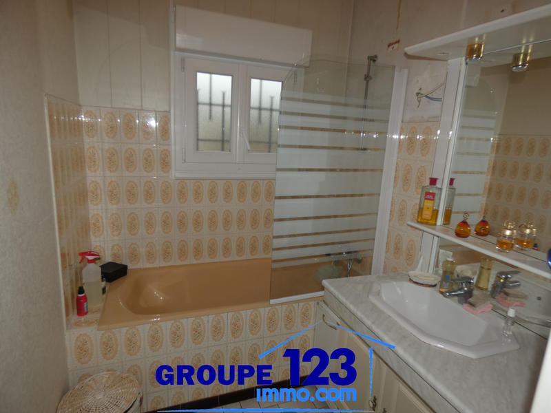 Maison - 80 m² - 4 pièces