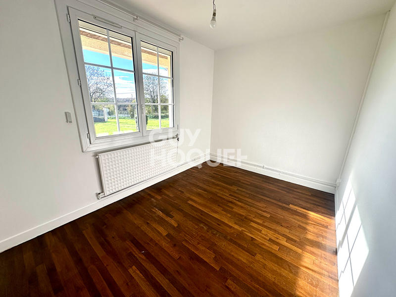 Maison - 95 m² - 6 pièces