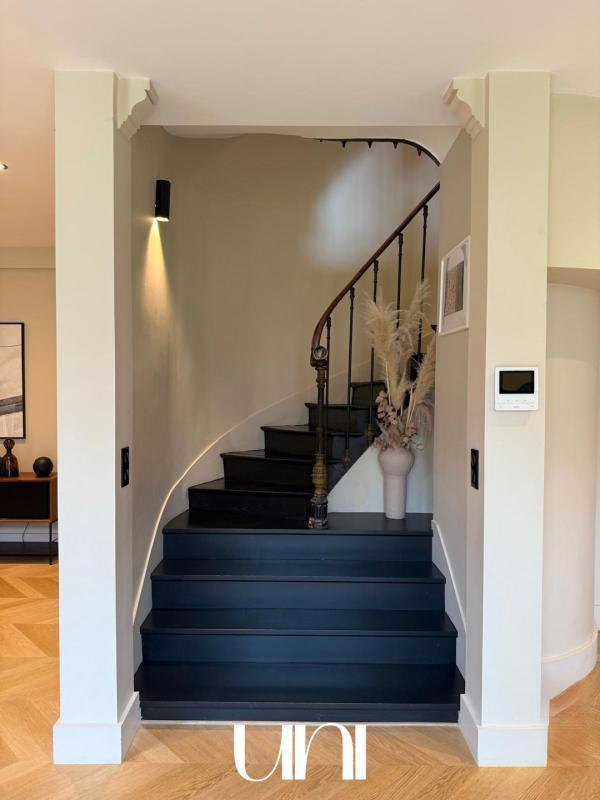 Maison - 230 m² - 6 pièces