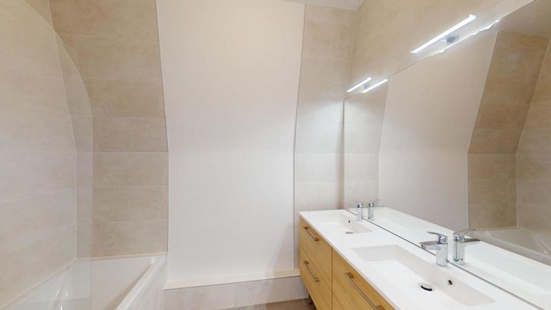 Appartement - 81 m² - 4 pièces