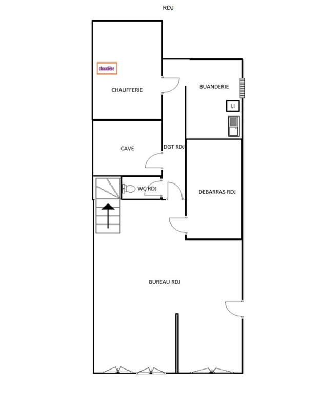 Maison - 180 m² - 9 pièces