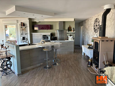 Maison - 150 m² - 6 pièces