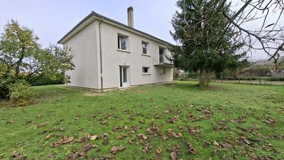 Maison - 130 m² - 6 pièces