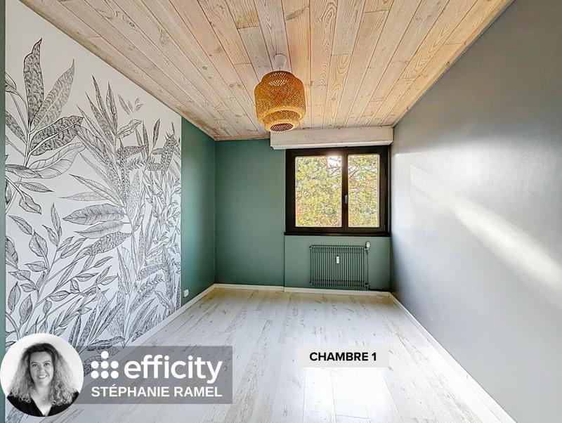 Appartement - 93 m² - 4 pièces